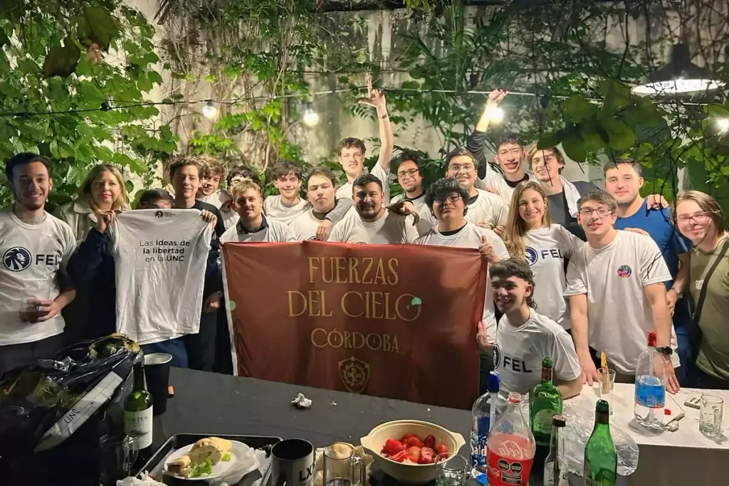 Las Fuerzas del Cielo llegan a la UNC con su agrupación Fuerza Estudiantil Liberal