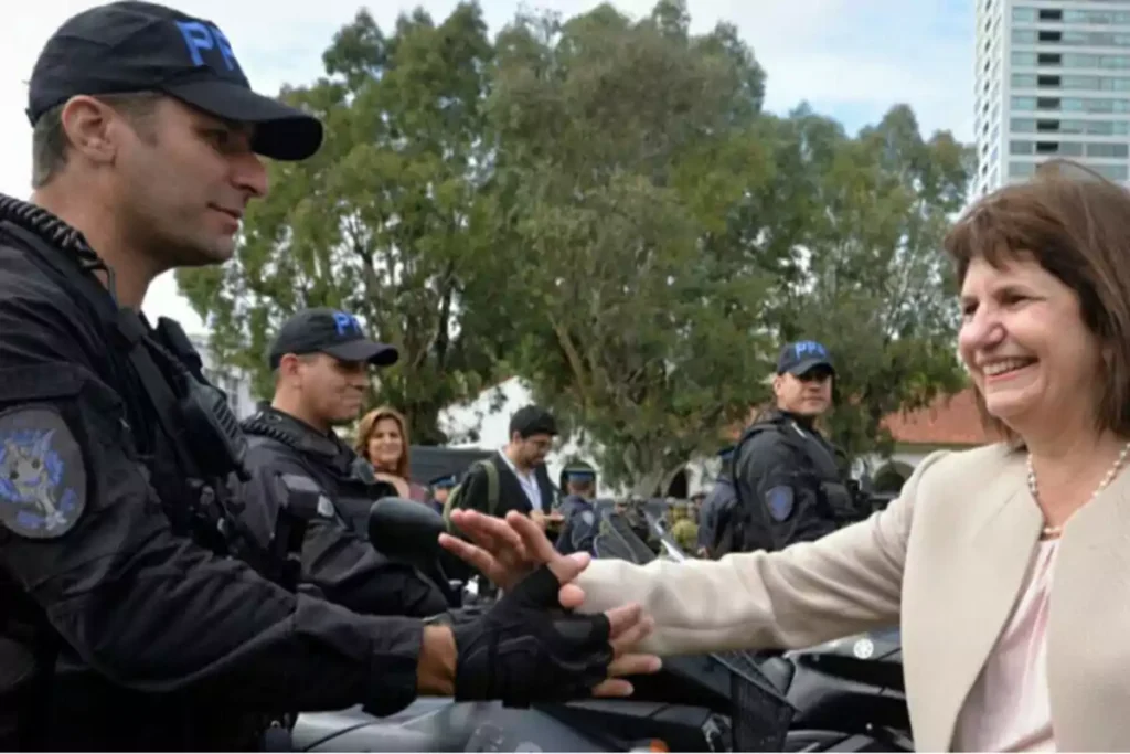Bullrich lidera en CABA con 46,4% y supera por 26 puntos a Recalde